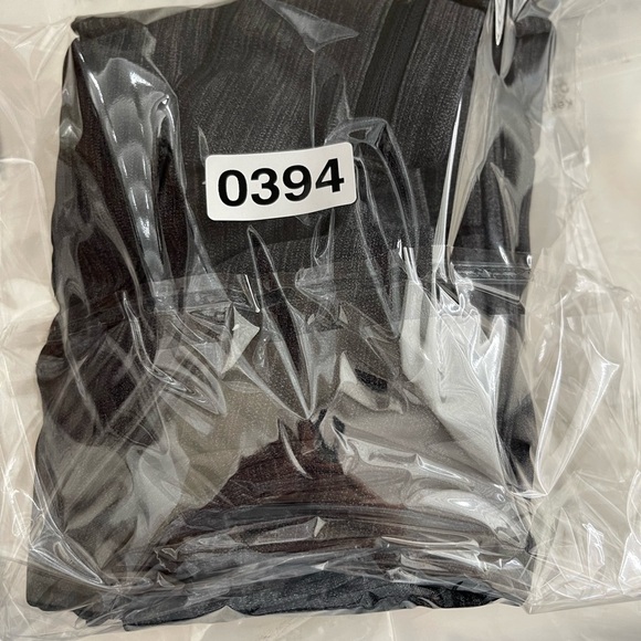 Lululemon Speed Up Tight Full On Luxtreme Brushed Heather Gray - Size 8 - Picture 9 of 9